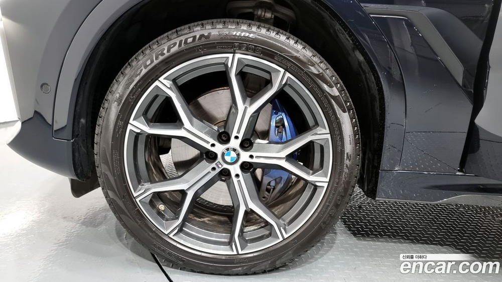 BMW X6 (G06) xDrive40i M Sports (10.2021)