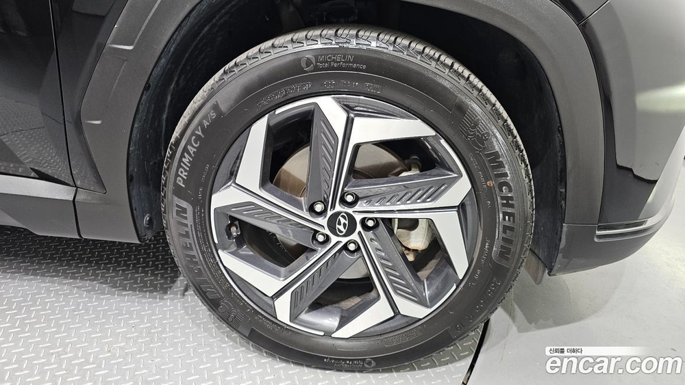 Hyundai Tucson (NX4) Бензин 1.6 Turbo 2WD (12.2021)