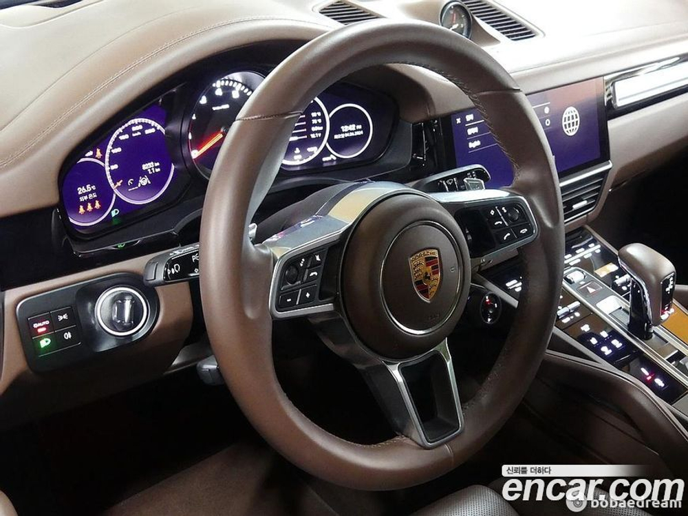 Porsche Cayenne (PO536) 3.0 Coupe Platinum Editions (11.2022)