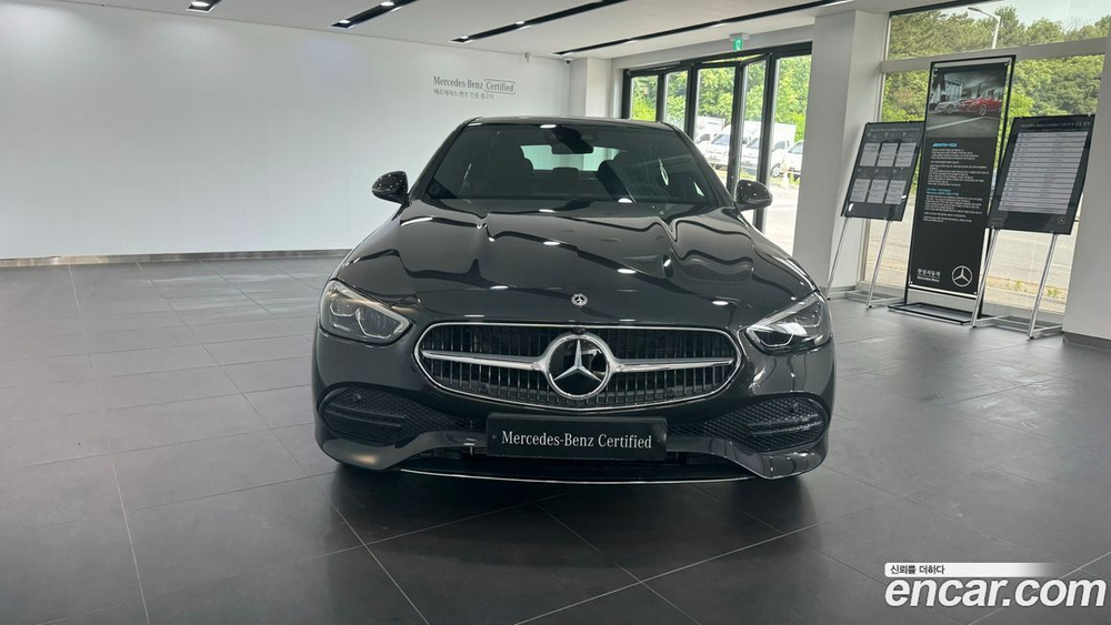 Mercedes-Benz C-Class W206 C300 4MATIC Avangarde (12.2023)