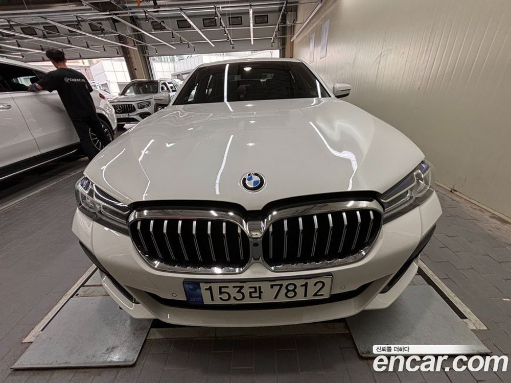 BMW 5 Series (G30) 530e M Sports (06.2021)