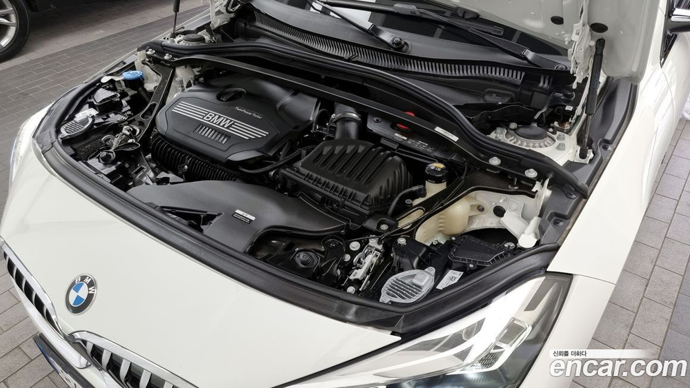 BMW 2 Series Gran Coupe (F44) 220i M Sports (03.2022)