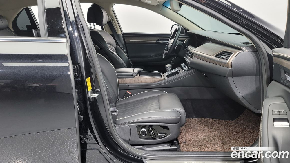 Genesis G90 3.8 AWD (01.2020)