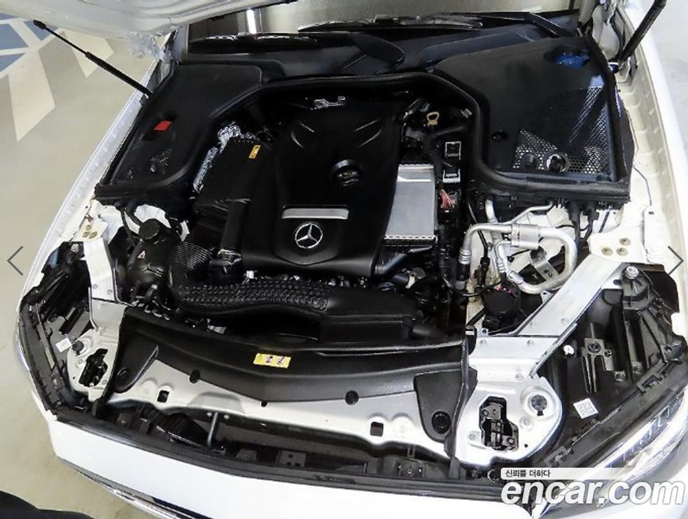 Mercedes-Benz E-Class W213 E250 Avangarde (12.2019)