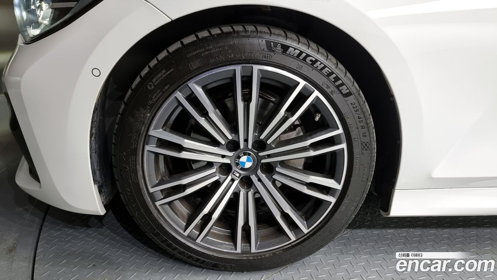 BMW 3 Series (G20) 320i M Sports (03.2022)