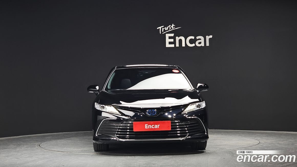 Toyota Camry (XV70) 2.5 XLE Hybrid (03.2022)