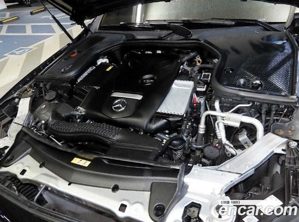 Mercedes-Benz E-Class W213 E250 Avangarde (10.2021)
