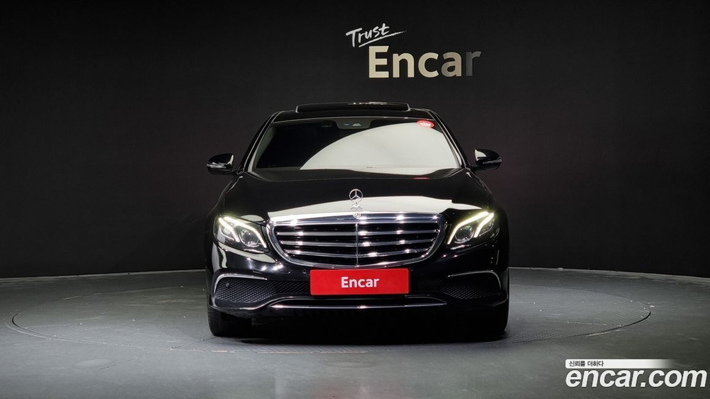 Mercedes-Benz E-Class W213 E220d 4MATIC Exclusive (08.2020)