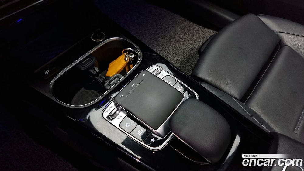 Mercedes-Benz A-Class W177 A220 Hatchback (04.2020)