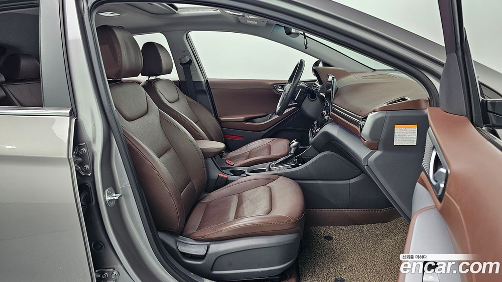 Hyundai The New Ionic Hybrid 1.6 HEV (12.2019)