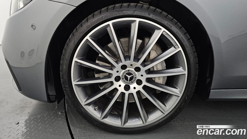 Mercedes-Benz E-Class W213 E350 4MATIC AMG Line (10.2020)