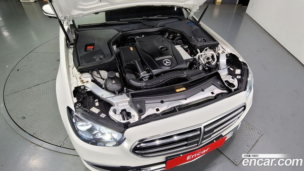 Mercedes-Benz E-Class W213 E250 Exclusive (03.2022)
