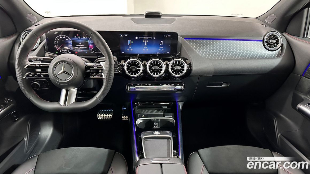 Mercedes-Benz GLA-Class H247 GLA250 4MATIC (02.2024)