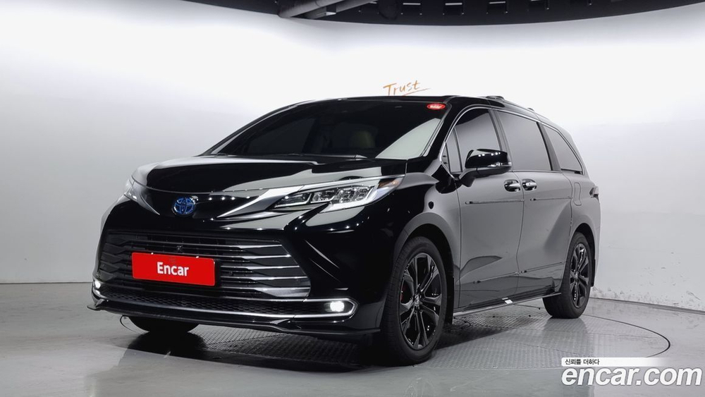 Toyota Sienna 4 Generation 2.5 Hybrid 2WD (05.2023)