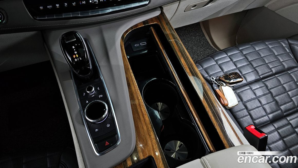 Cadillac Escalade 5 Generation 6.2 ESV (03.2021)