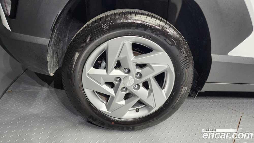 Hyundai KONA (SX2) Бензин 2.0 2WD (07.2023)