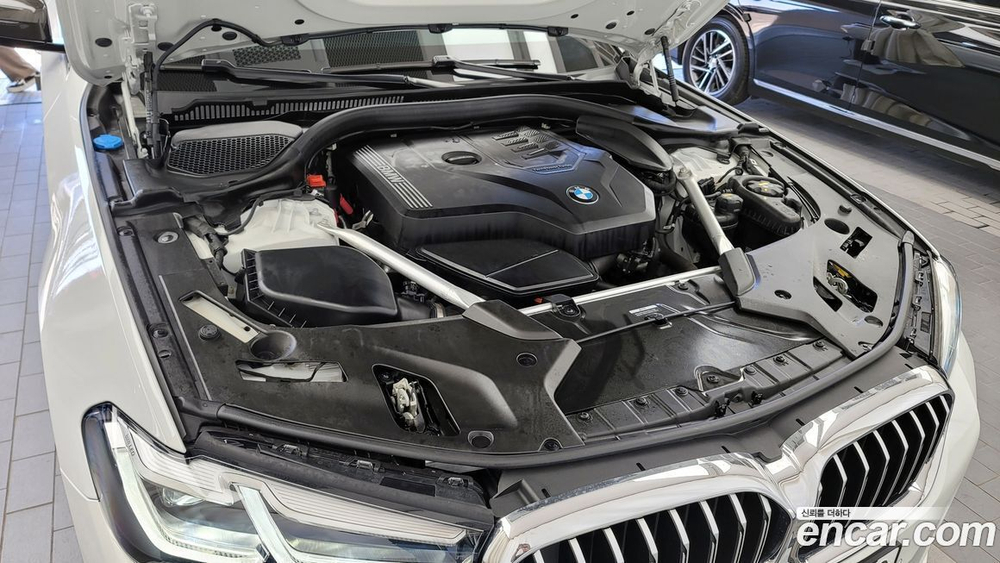 BMW 5 Series (G30) 520i M Sports (11.2022)