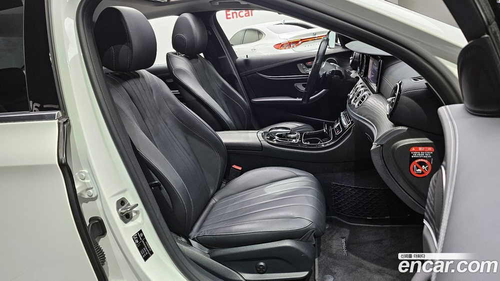 Mercedes-Benz E-Class W213 E220d 4MATIC Exclusive (03.2020)
