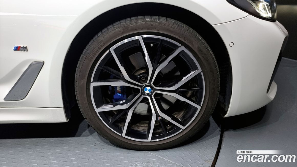 BMW 5 Series (G30) 530i xDrive M Sports (12.2022)