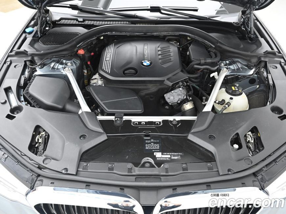 BMW 5 Series (G30) 520d xDrive M Sports Plus (03.2020)