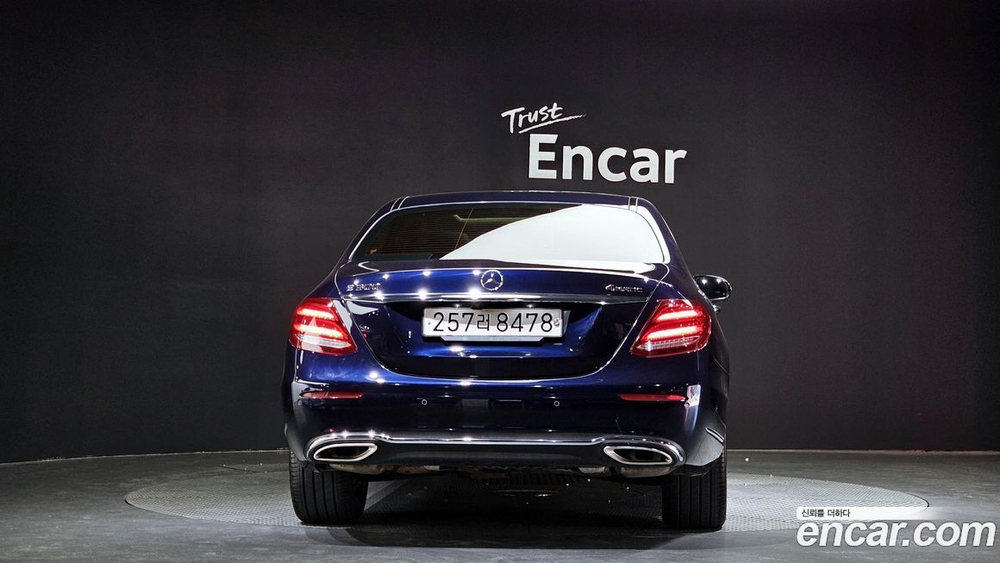 Mercedes-Benz E-Class W213 E300 4MATIC Exclusive (02.2020)
