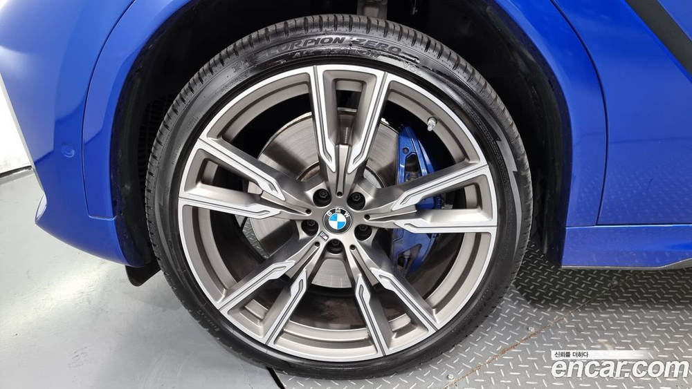 BMW X6 (G06) M50i (09.2021)
