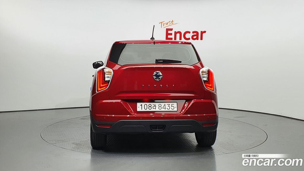 KG Mobility (Ssangyong) Very New Tivoli Дизель 1.6 2WD (11.2019)