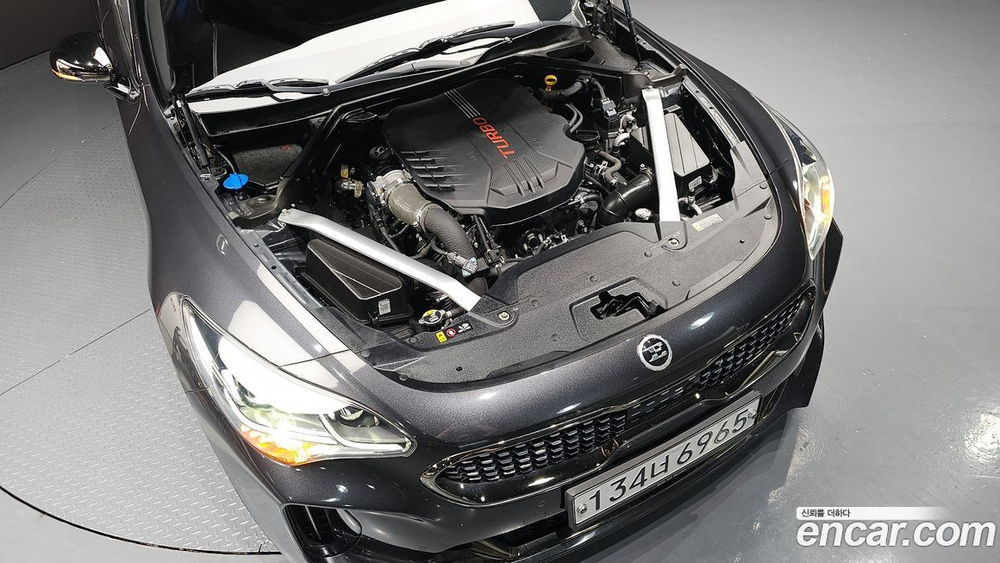 Kia Stinger 3.3 Turbo AWD (11.2019)