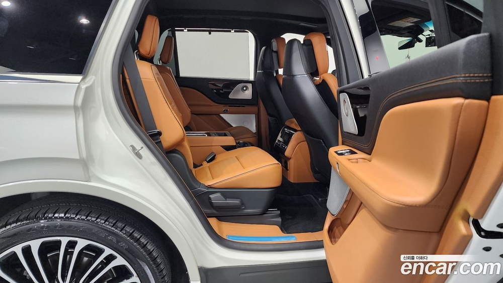 Lincoln Aviator 2 Generation 3.0 Black Label AWD (02.2021)