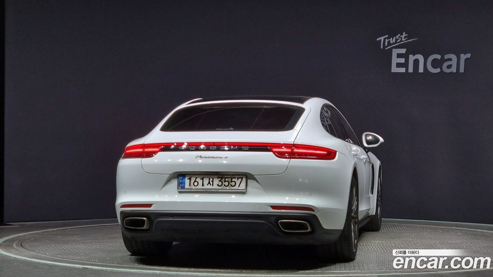 Porsche Panamera (971) 3.0 AWD (02.2020)