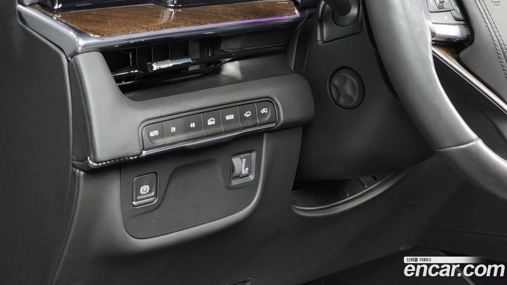 Cadillac Escalade 5 Generation 6.2 (08.2022)