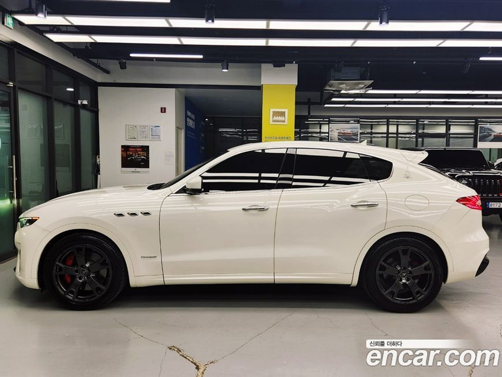 Maserati Levante 3.0 AWD GrandSport (12.2020)