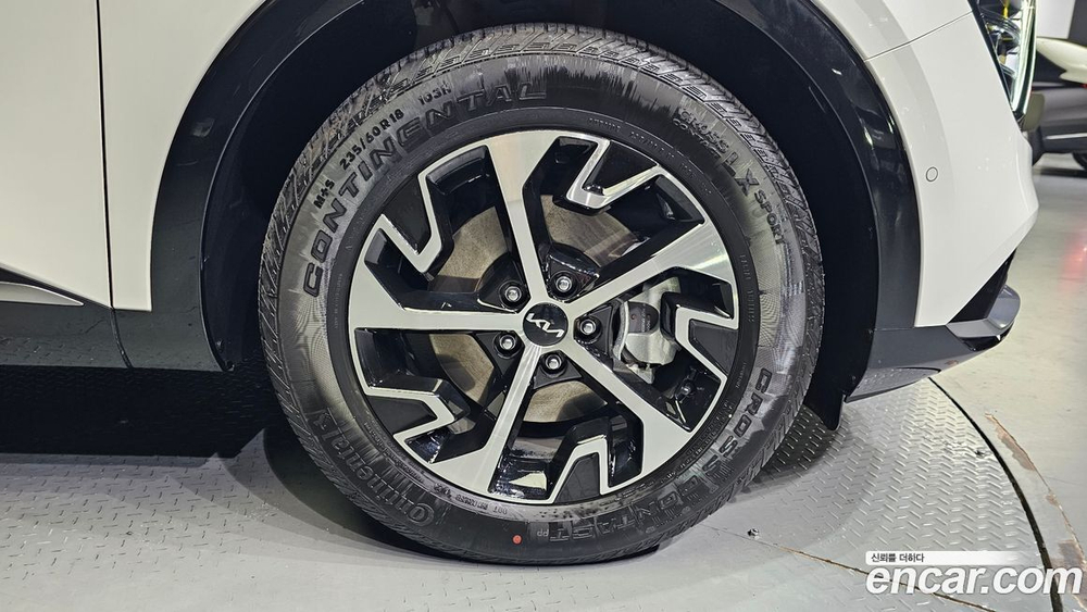 Kia Sportage 5 Generation Hybrid Signatures 2WD (06.2022)