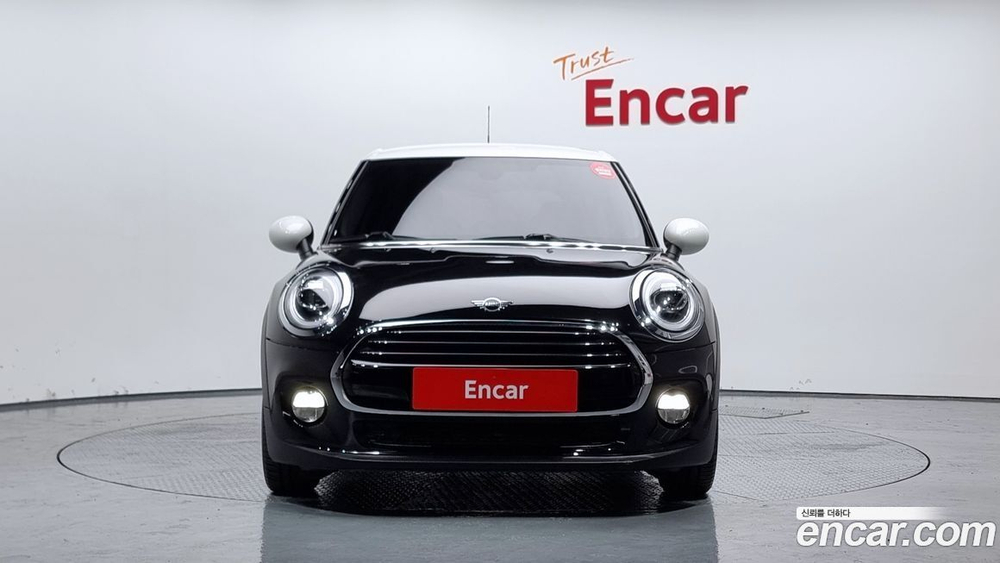 Mini Cooper 5 дверей Basic (09.2019)