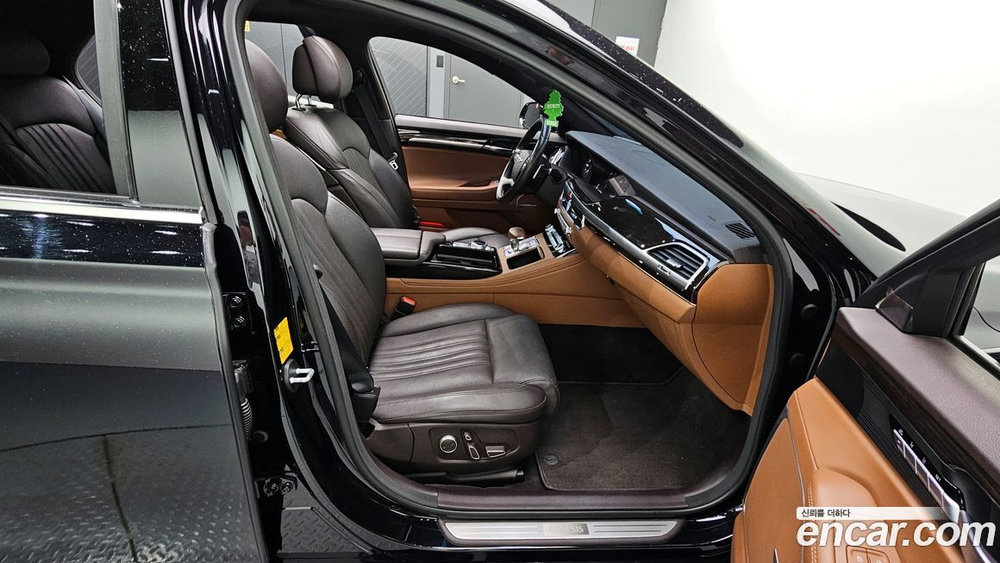 Genesis G90 3.8 AWD (10.2019)