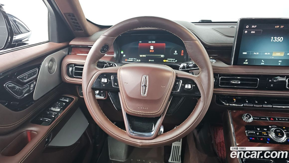 Lincoln Aviator 2 Generation 3.0 Black Label AWD (02.2022)
