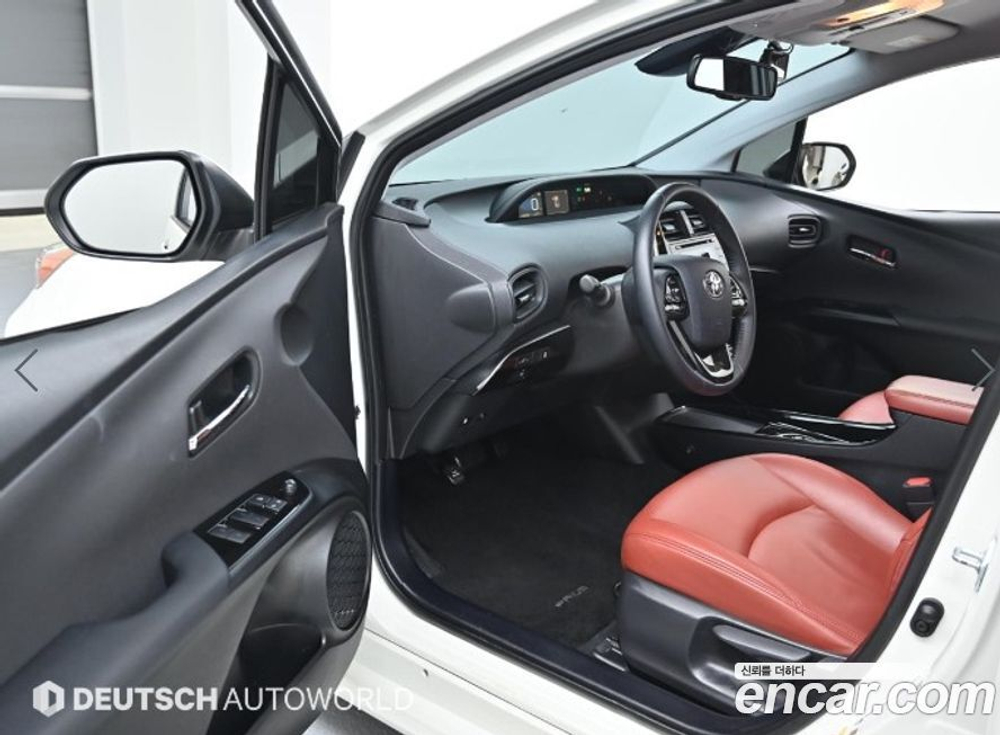 Toyota Prius 4 Generation 1.8 (05.2020)