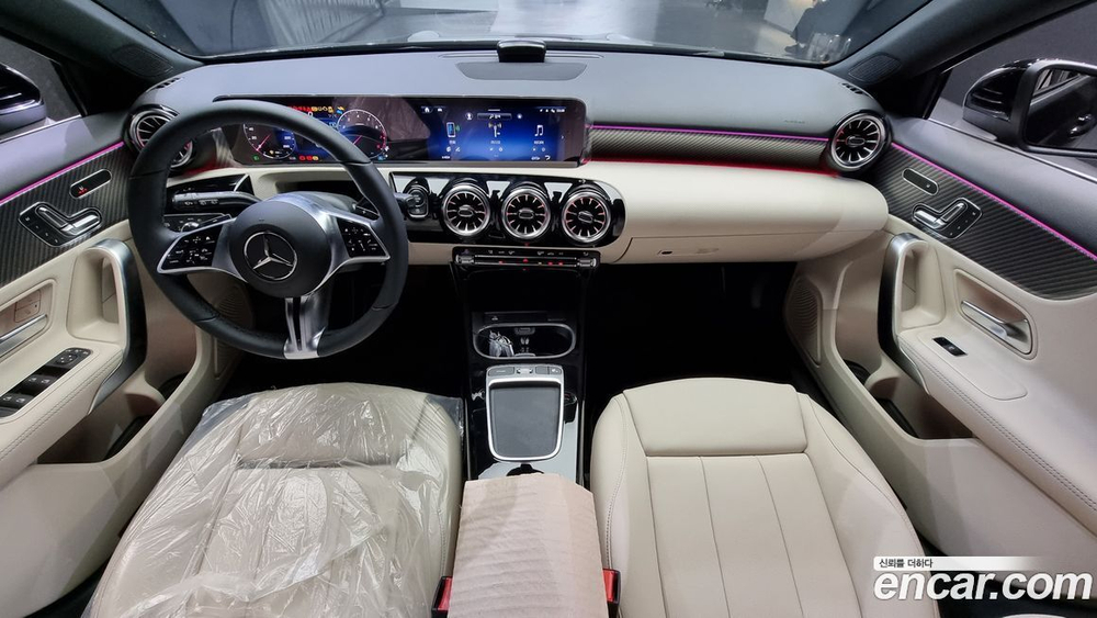 Mercedes-Benz A-Class W177 A220 Hatchback (01.2024)