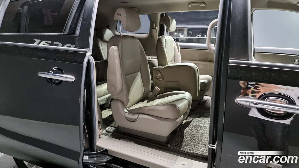 Kia The New Carnival (Sedona) 11-и местный Deluxe (05.2020)