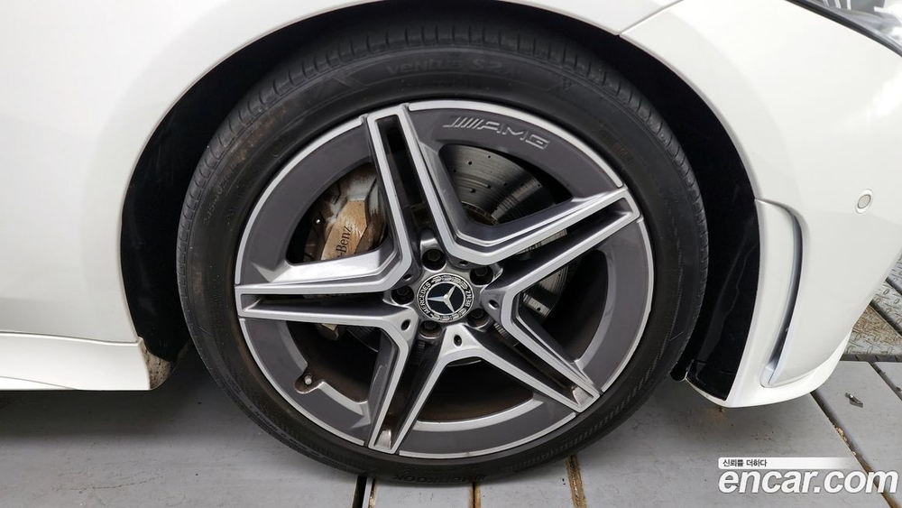 Mercedes-Benz CLS-Class C257 CLS300d AMG Line (03.2020)