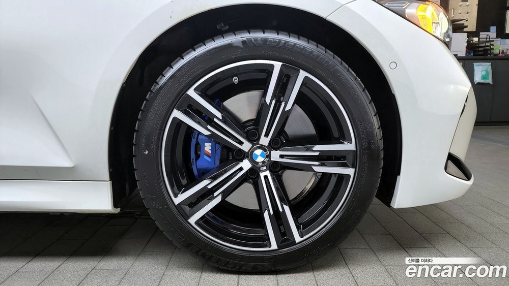 BMW 3 Series (G20) 320i M Sports (09.2023)