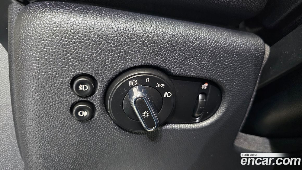 Mini Cooper 5 дверей Basic (08.2020)