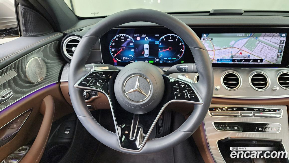Mercedes-Benz E-Class W213 E350 4MATIC Avangarde (05.2022)