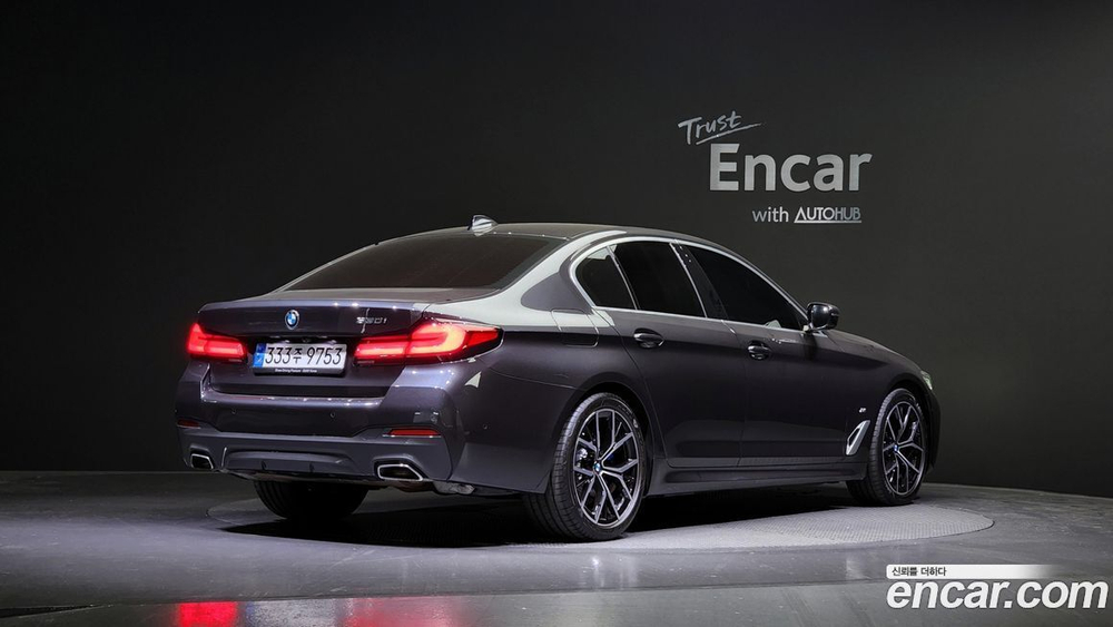 BMW 5 Series (G30) 530i M Sports (01.2022)