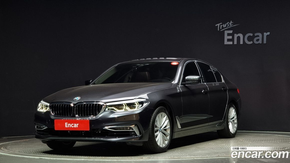 BMW 5 Series (G30) 520d Luxury Plus (10.2019)