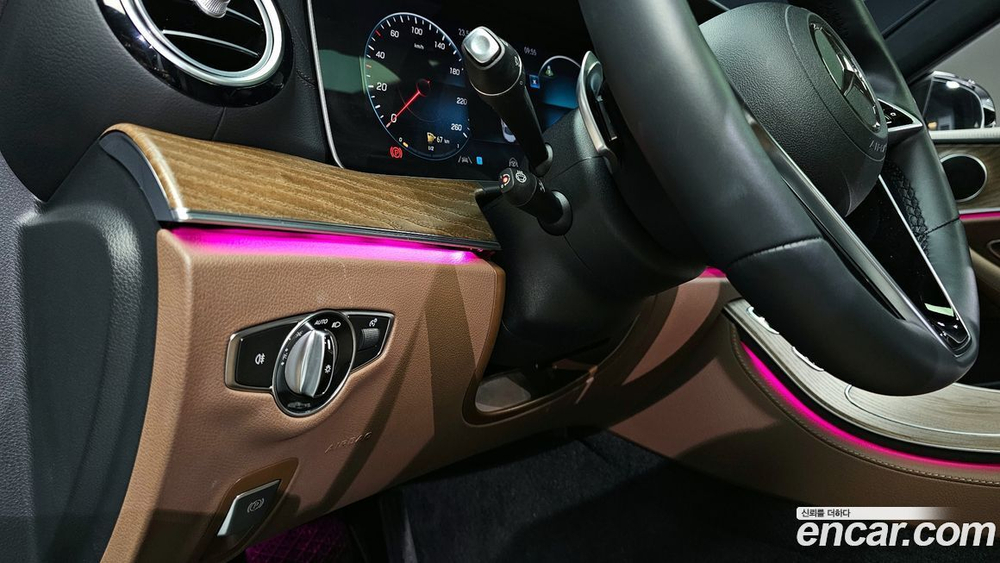 Mercedes-Benz E-Class W213 E250 Exclusive (02.2021)