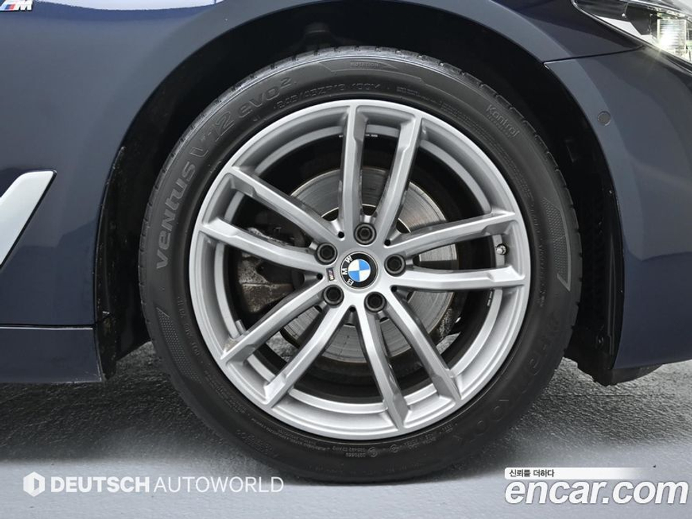 BMW 5 Series (G30) 520d M Sports Plus (10.2019)