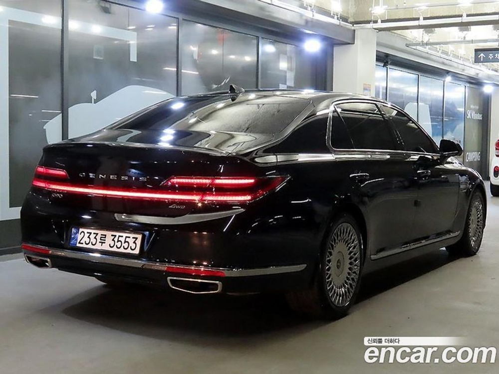 Genesis G90 5.0 AWD (10.2020)