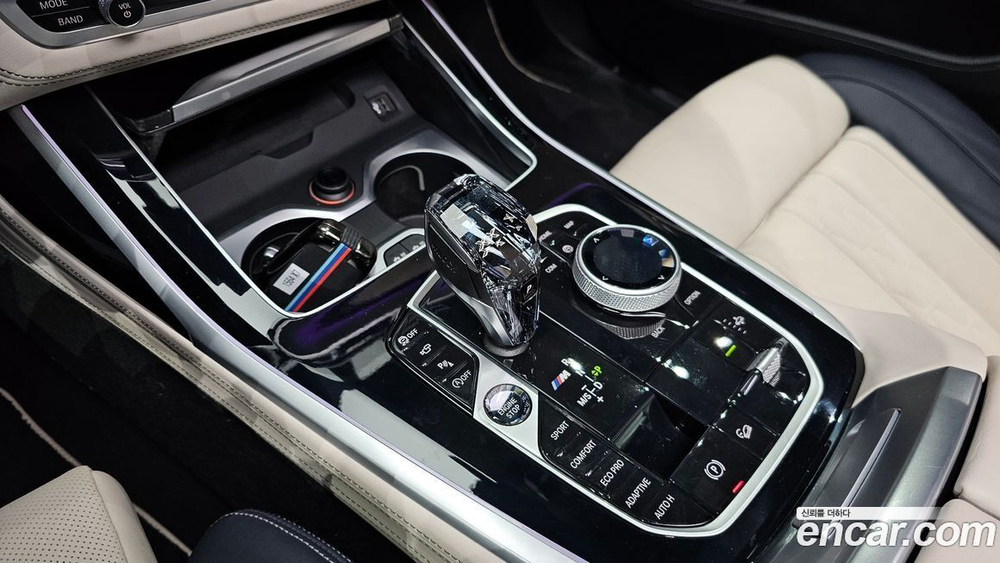 BMW X7 (G07) M50i 6-и местный (07.2021)