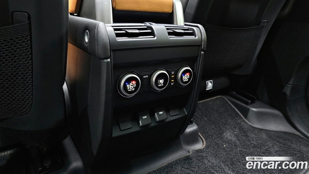 Land Rover Defender (L663) 130 D300 X-Dynamic HSE (08.2023)